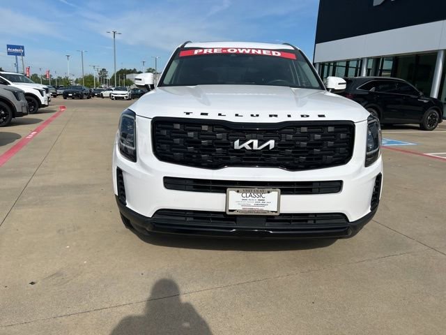 Used 2022 Kia Telluride EX w/ EX Premium Package AWD/4WD image 2