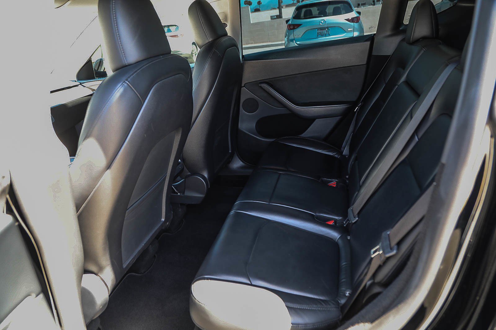 Used 2024 Tesla Model Y Long Range AWD/4WD image 18