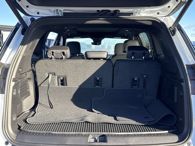 New 2026 GMC Acadia Elevation w/ Elevation Premium Package FWD image 13