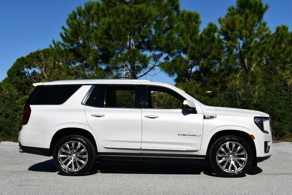Used 2021 GMC Yukon Denali w/ Denali Premium Package RWD image 7