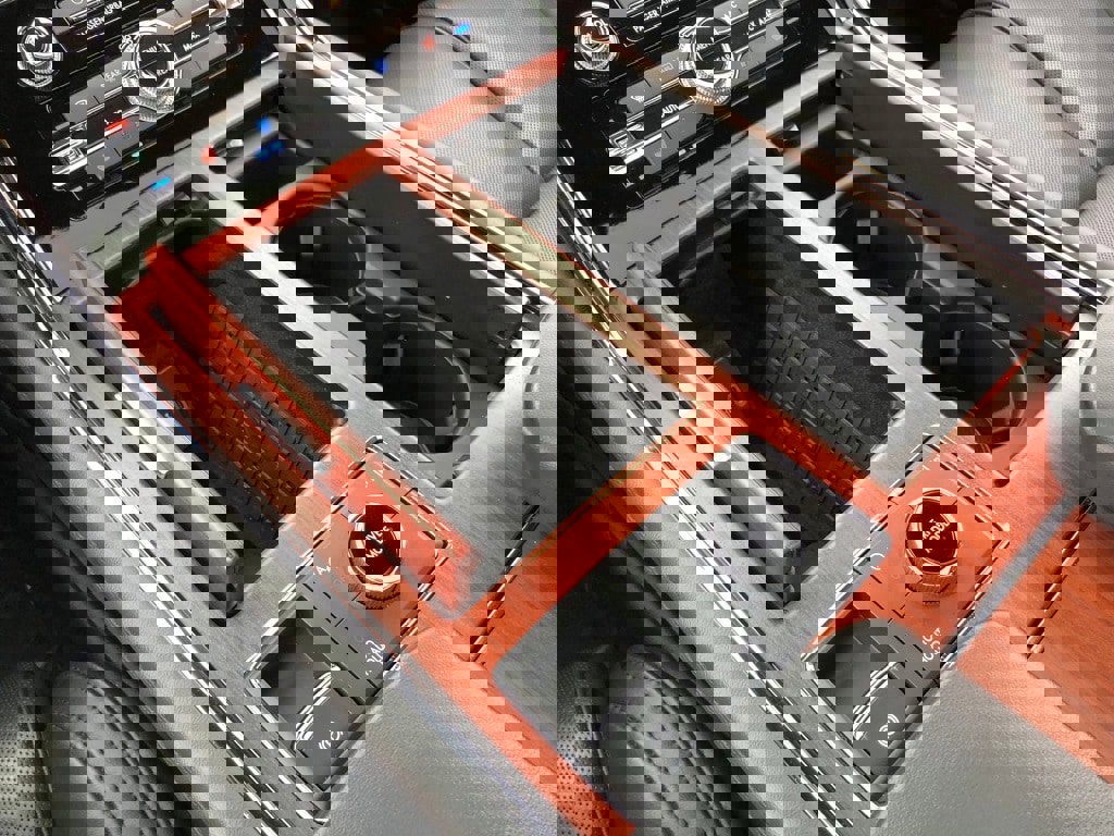 Used 2022 Lincoln Navigator Reserve image 24