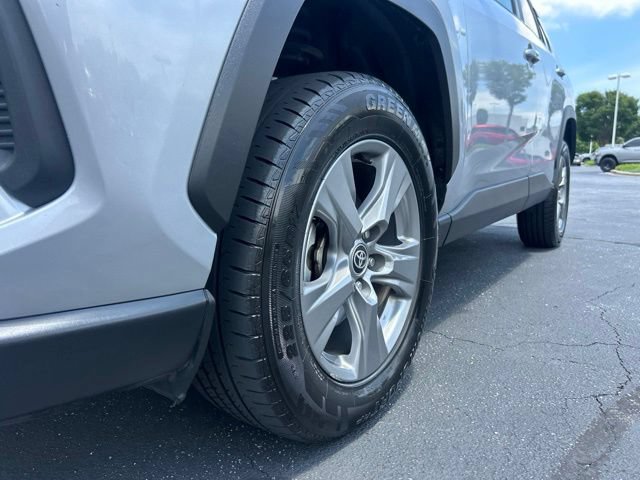 Used 2024 Toyota RAV4 XLE FWD image 14