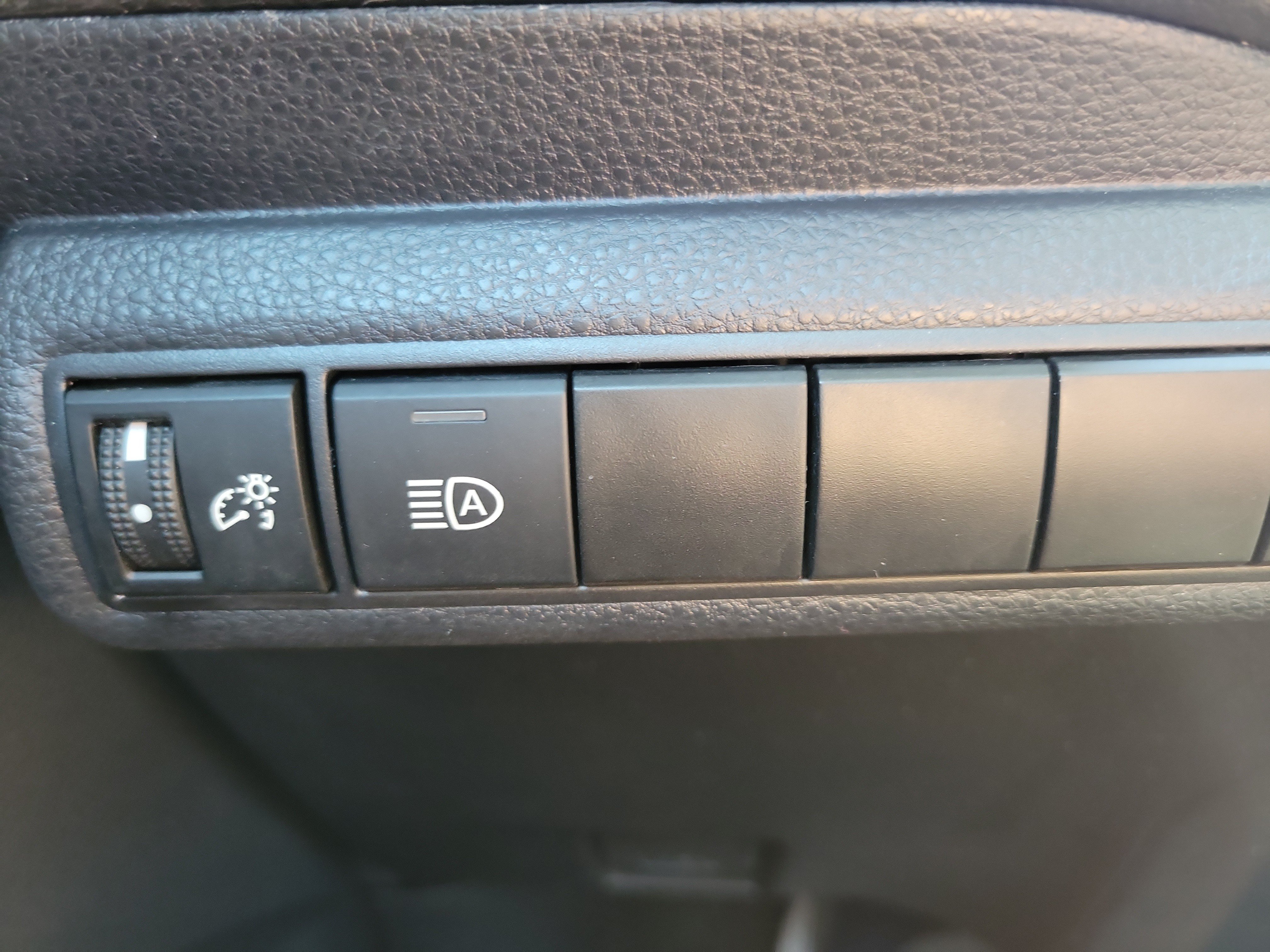 Used 2024 Toyota Corolla LE FWD image 30