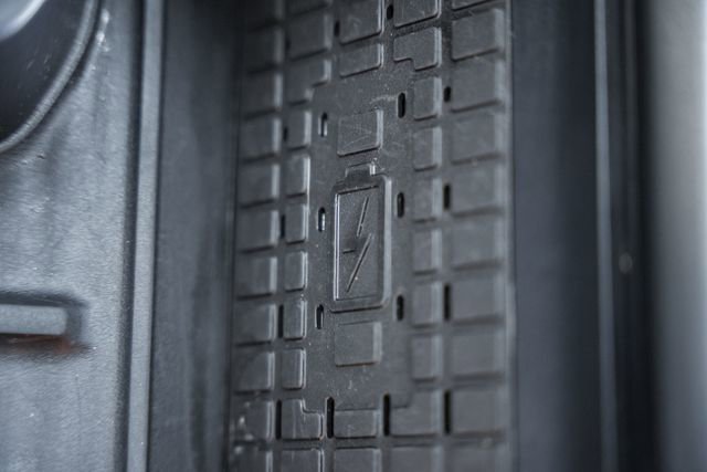 Used 2025 Ford Expedition Active image 37