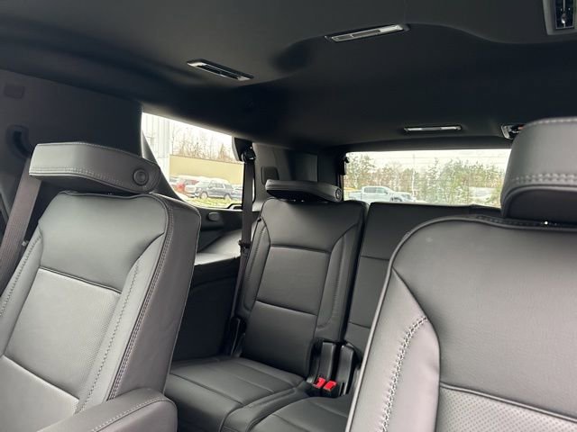 New 2026 GMC Yukon Denali w/ Sun & Power Step Package image 15