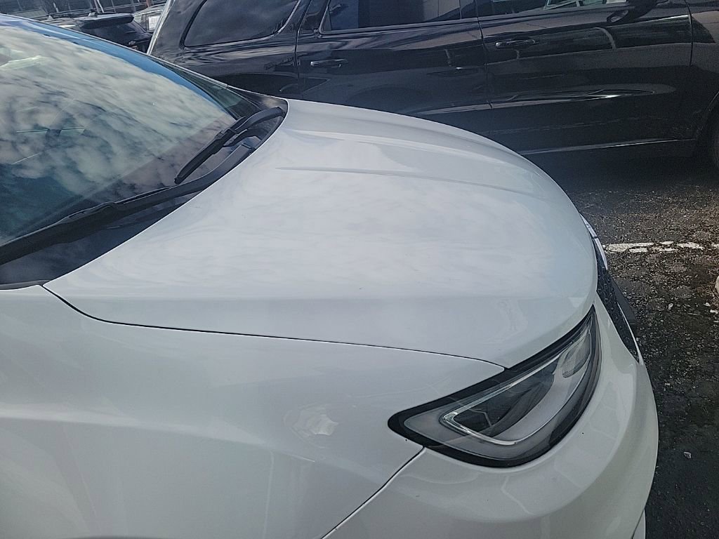 Used 2023 Chrysler Pacifica Limited image 6