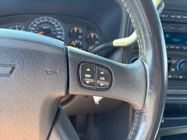 Used 2003 Chevrolet Avalanche 2WD image 20