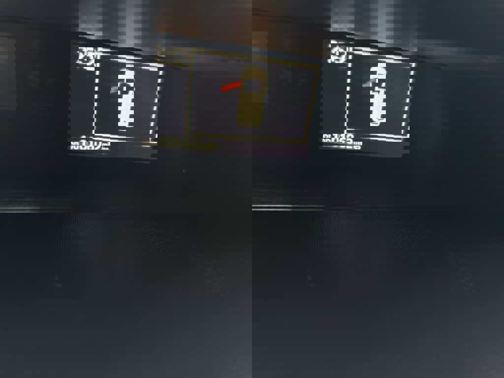 Used 2018 Toyota Prius C Three image 15