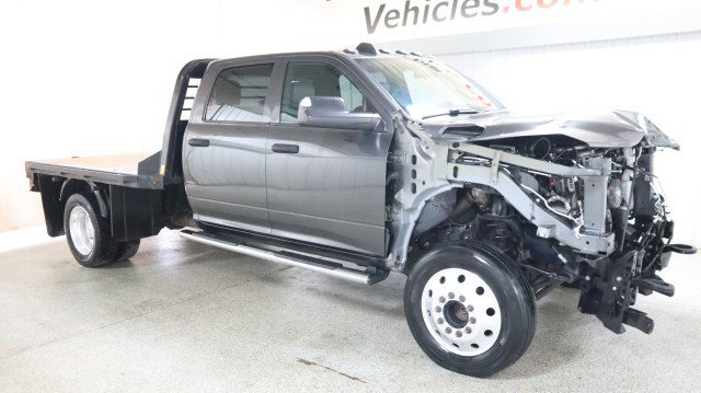 Used 2022 RAM 5500 Tradesman w/ Chrome Appearance Group AWD/4WD image 5
