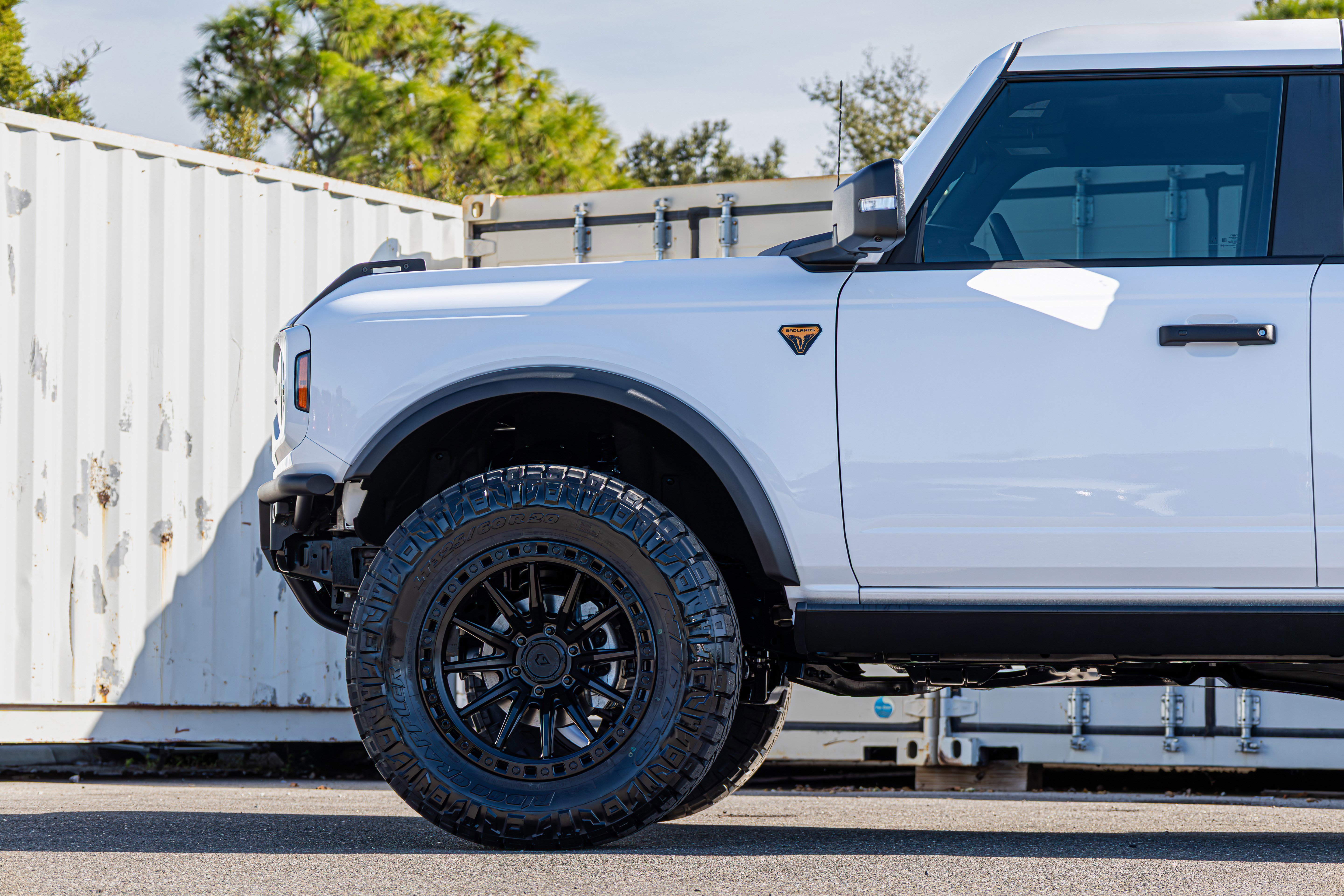 New 2025 Ford Bronco Badlands image 28