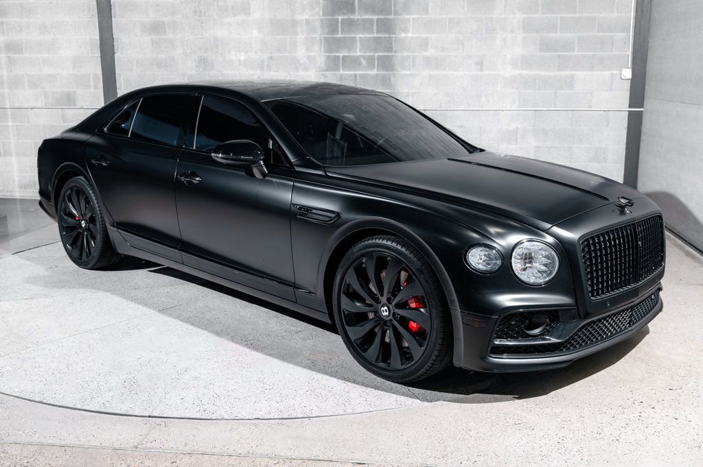 Used 2022 Bentley Flying Spur Plug-In Hybrid AWD/4WD image 1