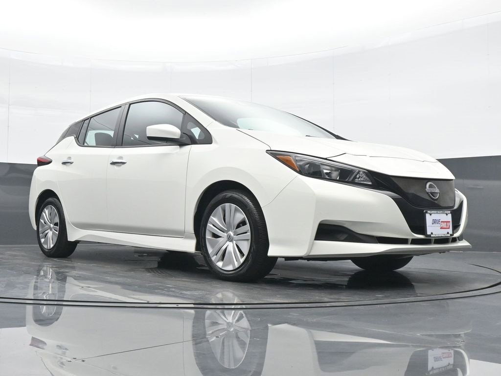 Used 2023 Nissan Leaf S image 24