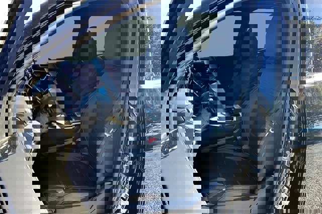 Certified 2025 Mercedes-Benz GLC 300 4MATIC image 24