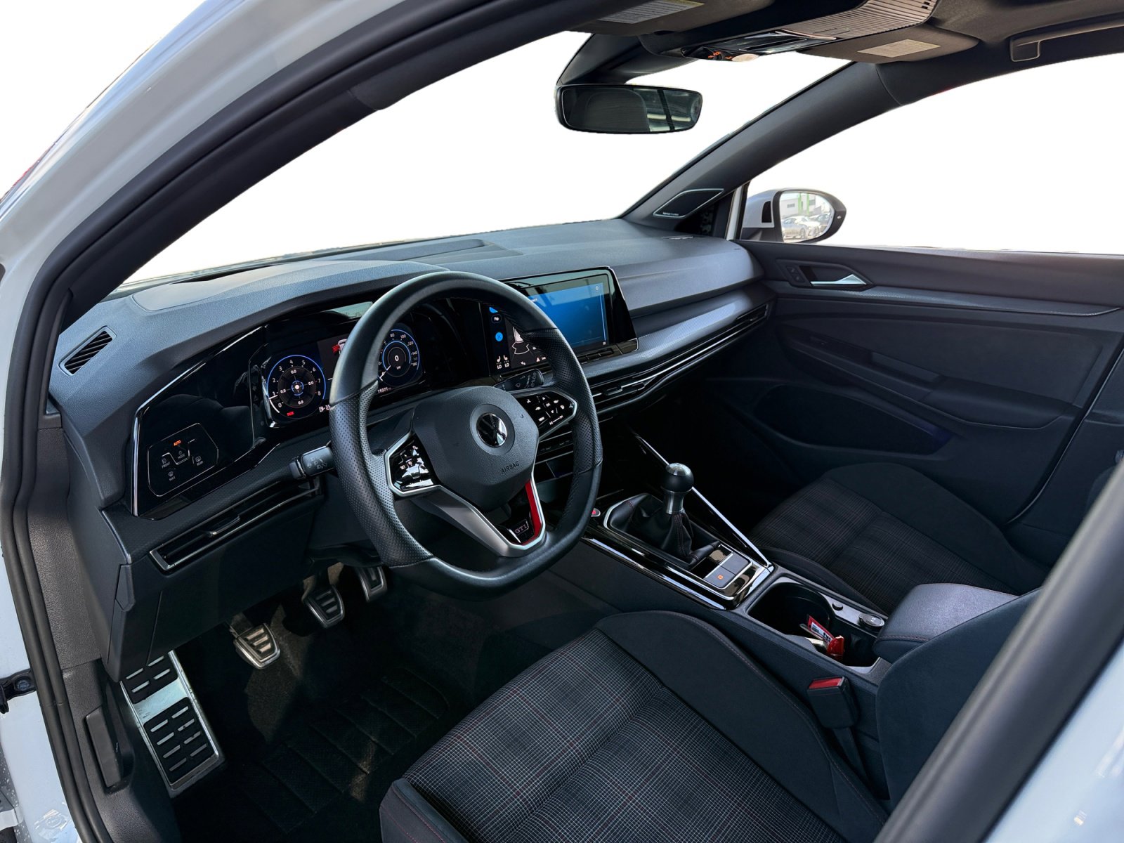 Used 2023 Volkswagen GTI Autobahn image 9