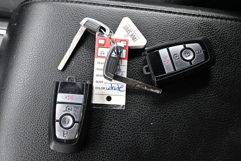 Used 2021 Ford Expedition XL AWD/4WD image 26