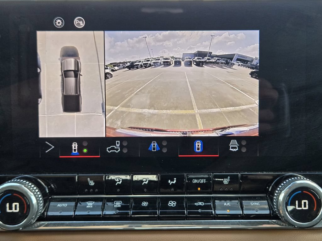 Used 2024 GMC Canyon AT4 w/ Technology Package AWD/4WD image 15