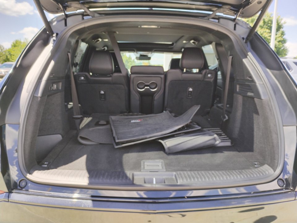 Used 2023 Acura MDX A-Spec AWD/4WD image 19