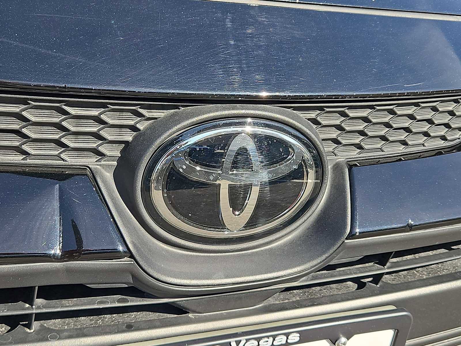 Used 2025 Toyota Corolla LE image 11