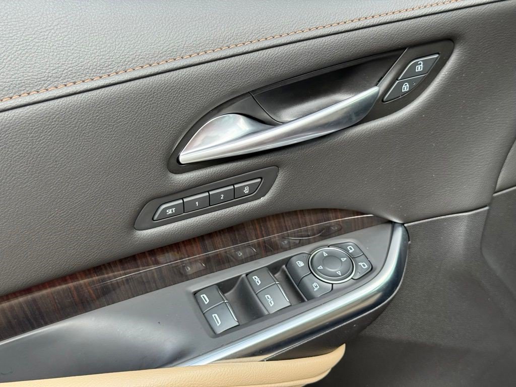 Certified 2024 Cadillac XT4 Premium Luxury w/ Technology Package FWD image 28