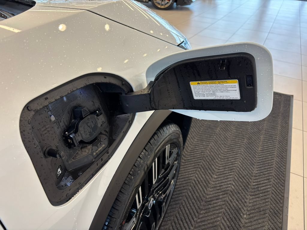 New 2026 Nissan Leaf Platinum+ w/ Cargo Package (Platinum+) FWD image 31