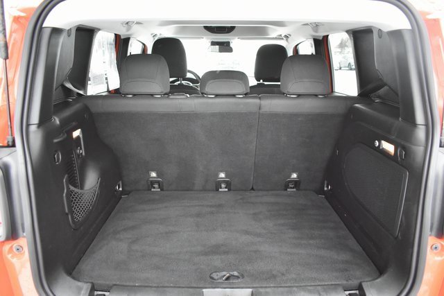 Used 2016 Jeep Renegade 75th Anniversary image 35