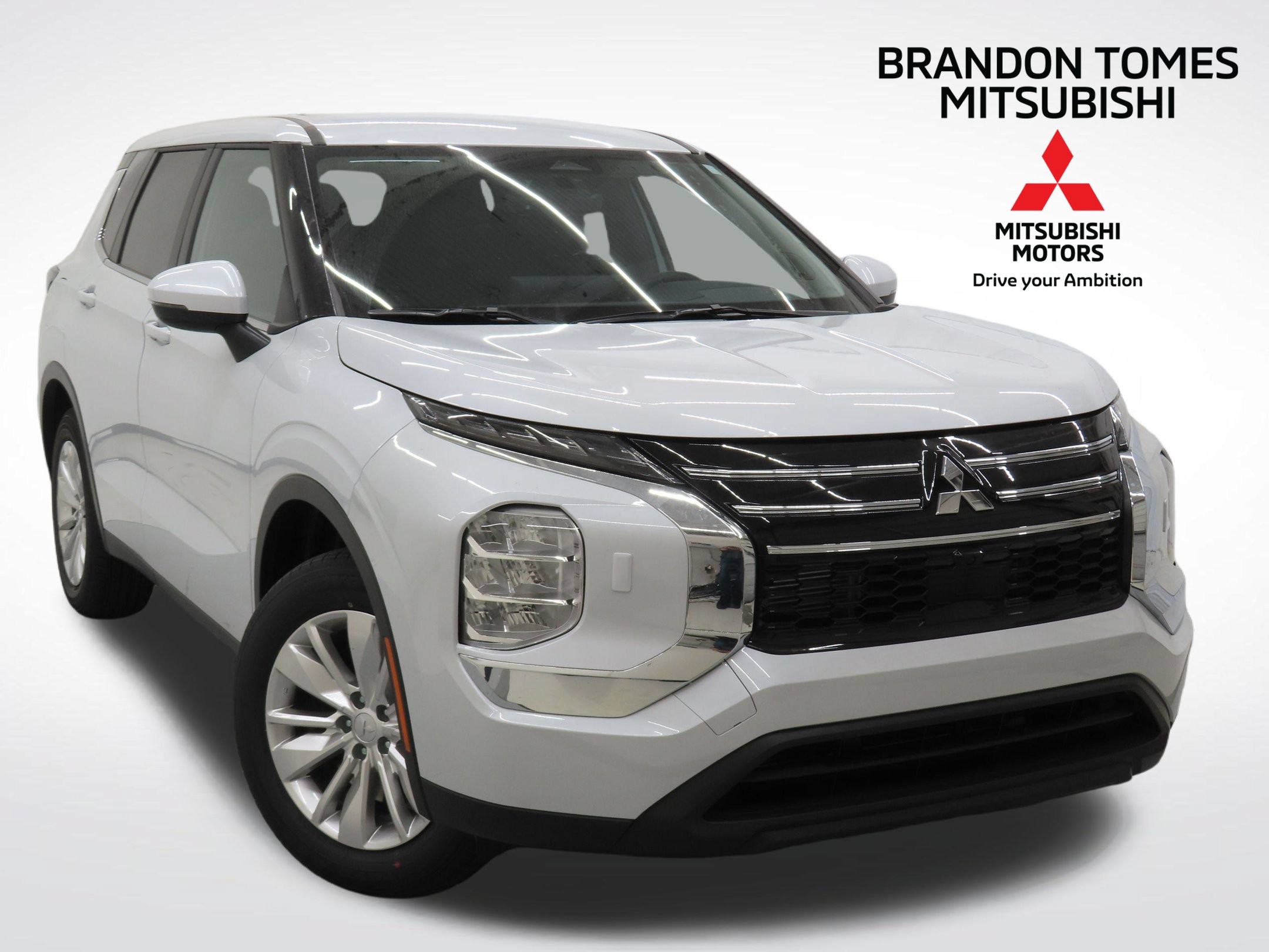 New 2026 Mitsubishi Outlander ES