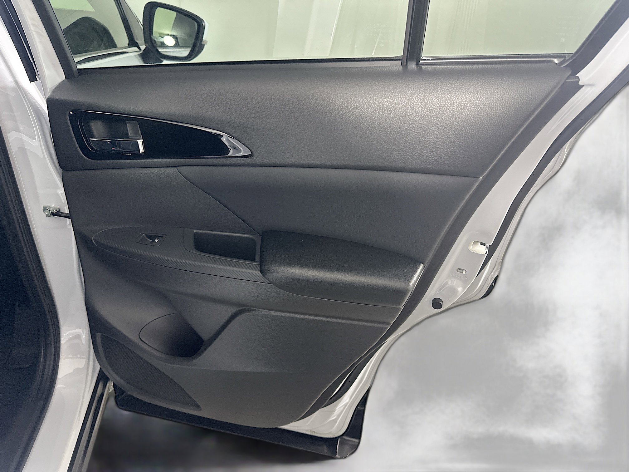 Used 2024 Mitsubishi Eclipse Cross SEL image 28