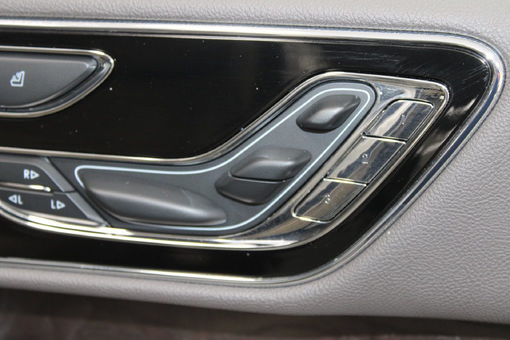 Used 2023 Lincoln Navigator Reserve AWD/4WD image 31