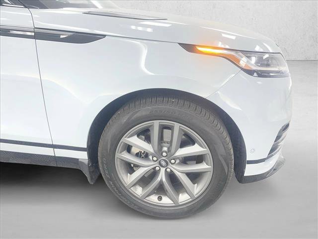 Certified 2026 Land Rover Range Rover Velar Dynamic SE image 10