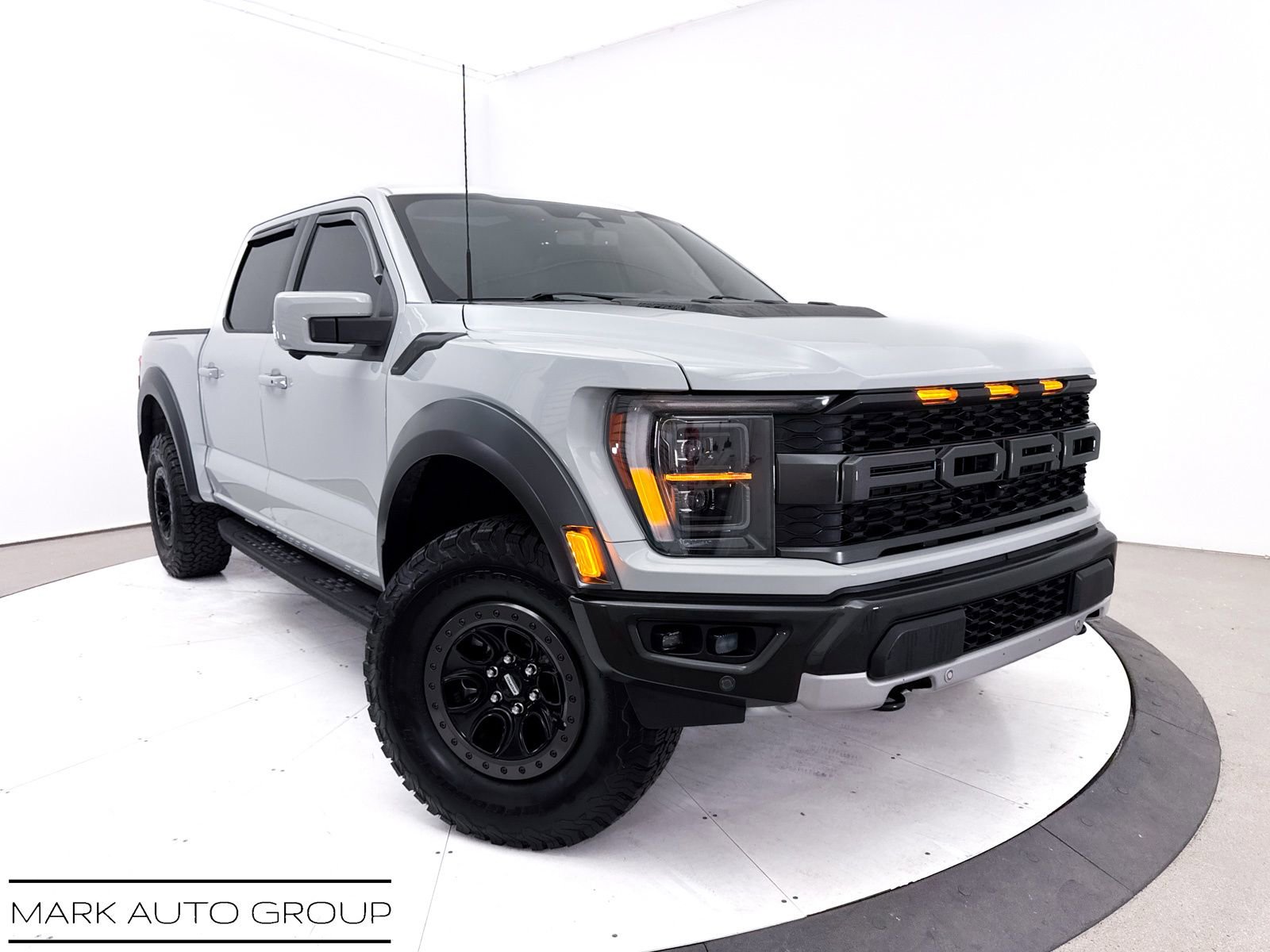 Used 2023 Ford F150 Raptor w/ Raptor Carbon Fiber Package AWD/4WD image 1