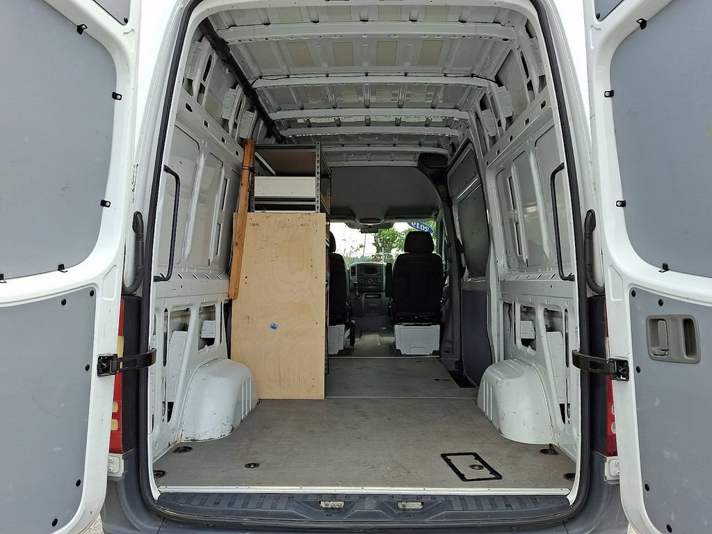 Used 2017 Mercedes-Benz Sprinter 2500 image 28