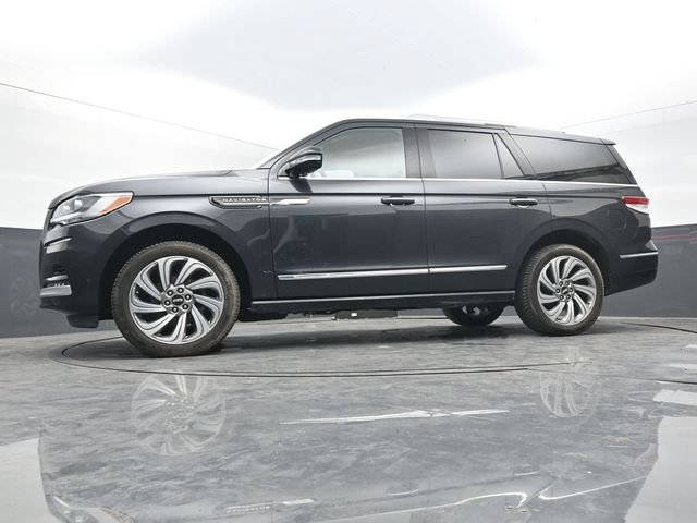 Used 2023 Lincoln Navigator Reserve w/ Equipment Group 201A AWD/4WD image 45