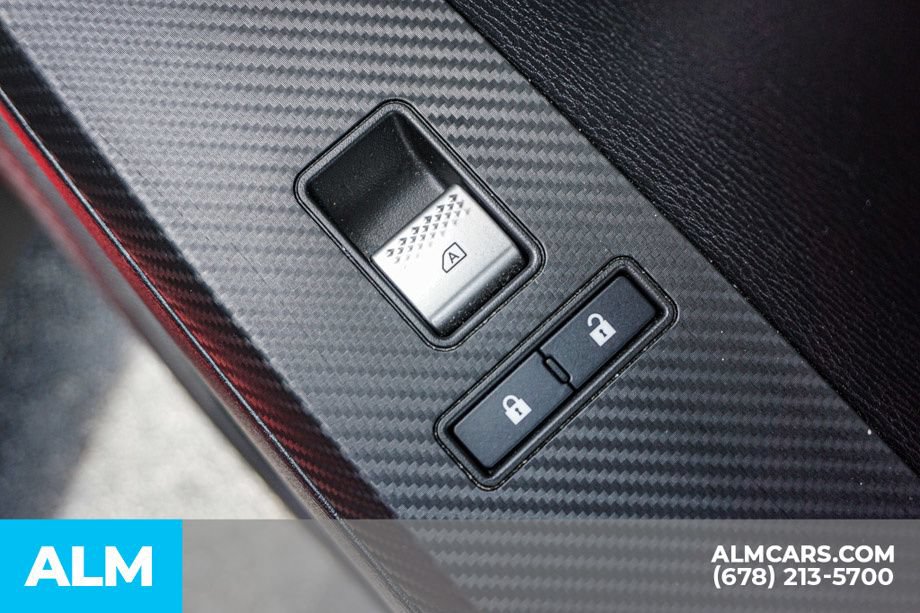 Used 2025 Mitsubishi Outlander SE FWD image 56
