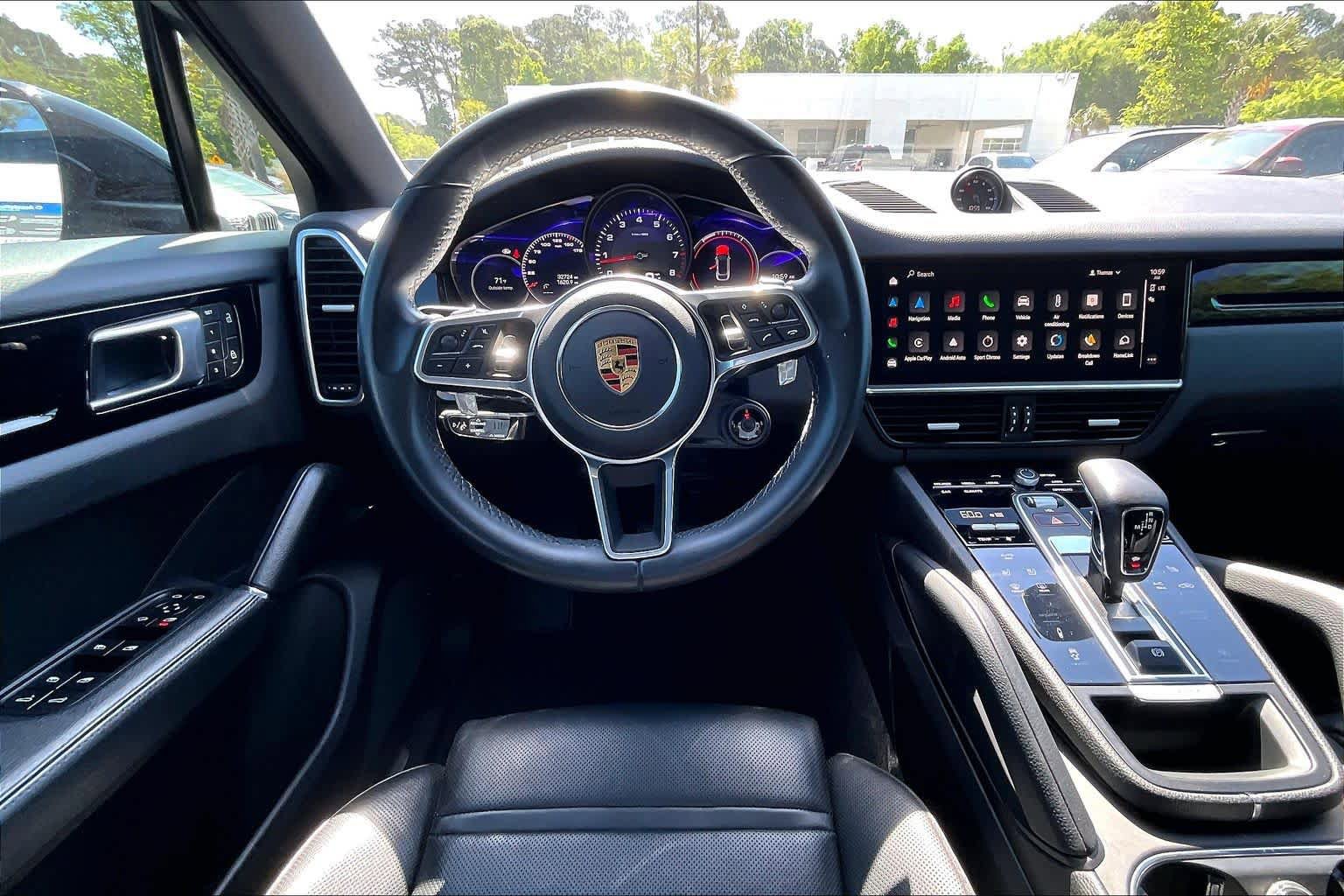 Used 2023 Porsche Cayenne Coupe AWD/4WD image 6