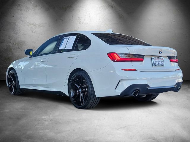 Used 2021 BMW 330e 330e iPerformance w/ M Sport Package image 4