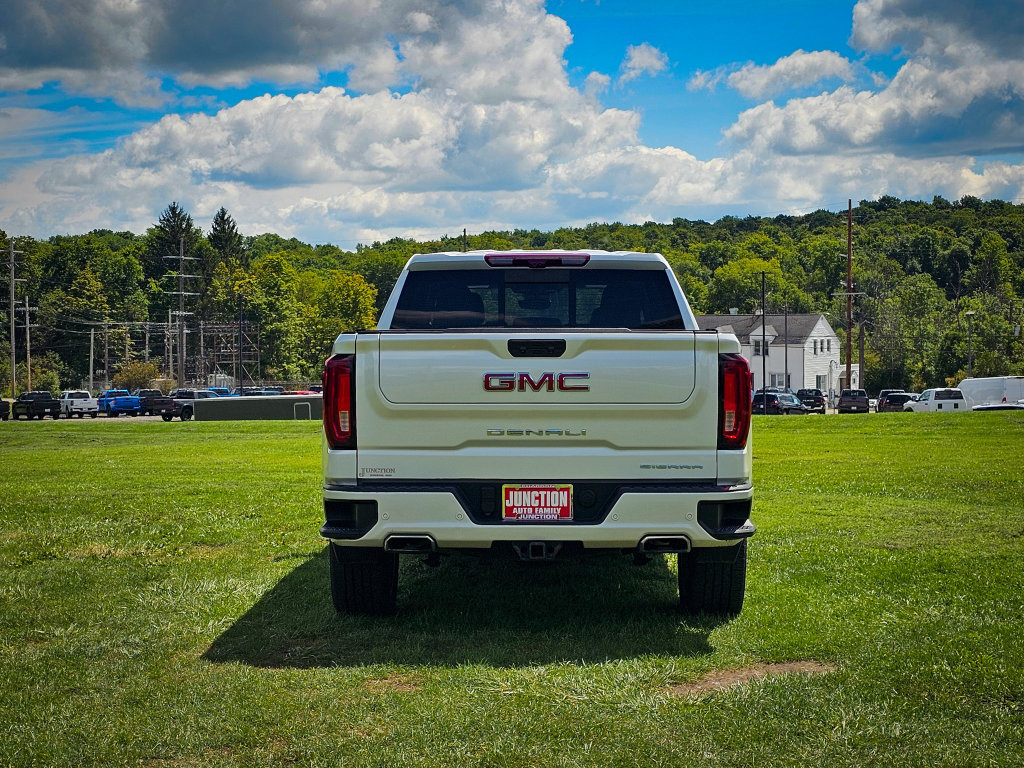 Used 2024 GMC Sierra 1500 Denali w/ Denali Reserve Package AWD/4WD image 6