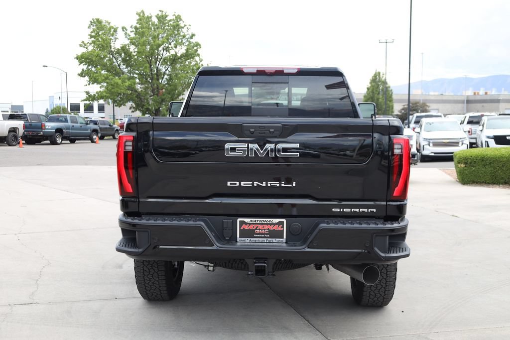 New 2026 GMC Sierra 3500 Denali Ultimate AWD/4WD image 5