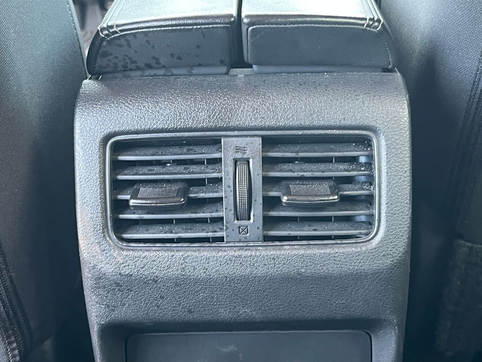 Used 2025 Nissan Rogue SV image 24