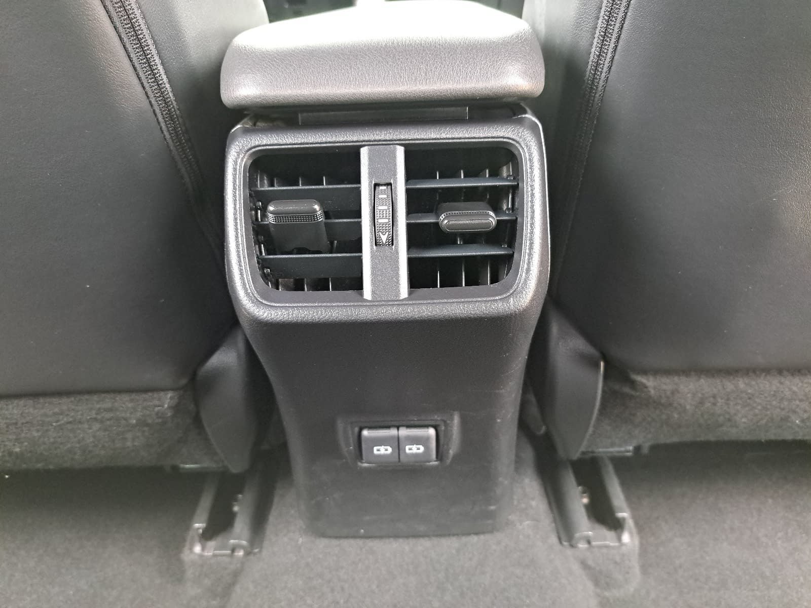 Used 2022 Lexus UX 200 w/ Accessory Package (Z2) FWD image 12