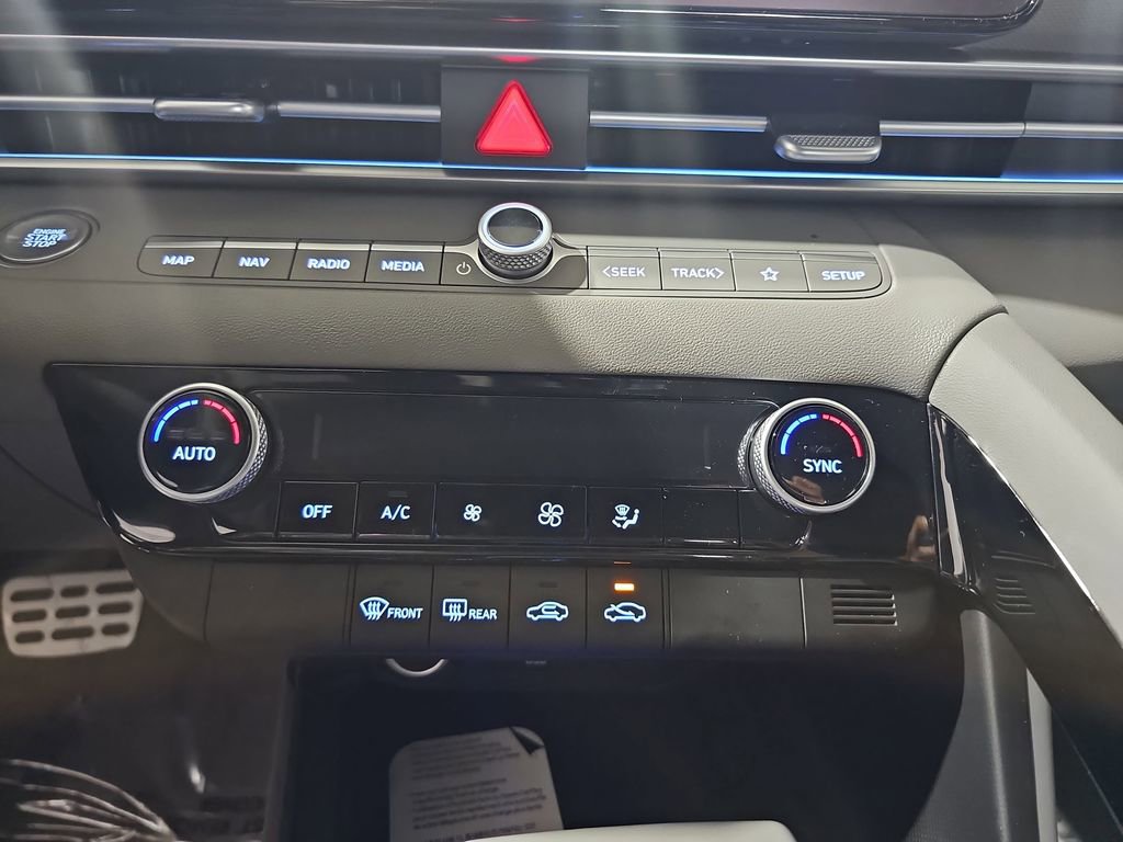 New 2026 Hyundai Elantra Sport image 25