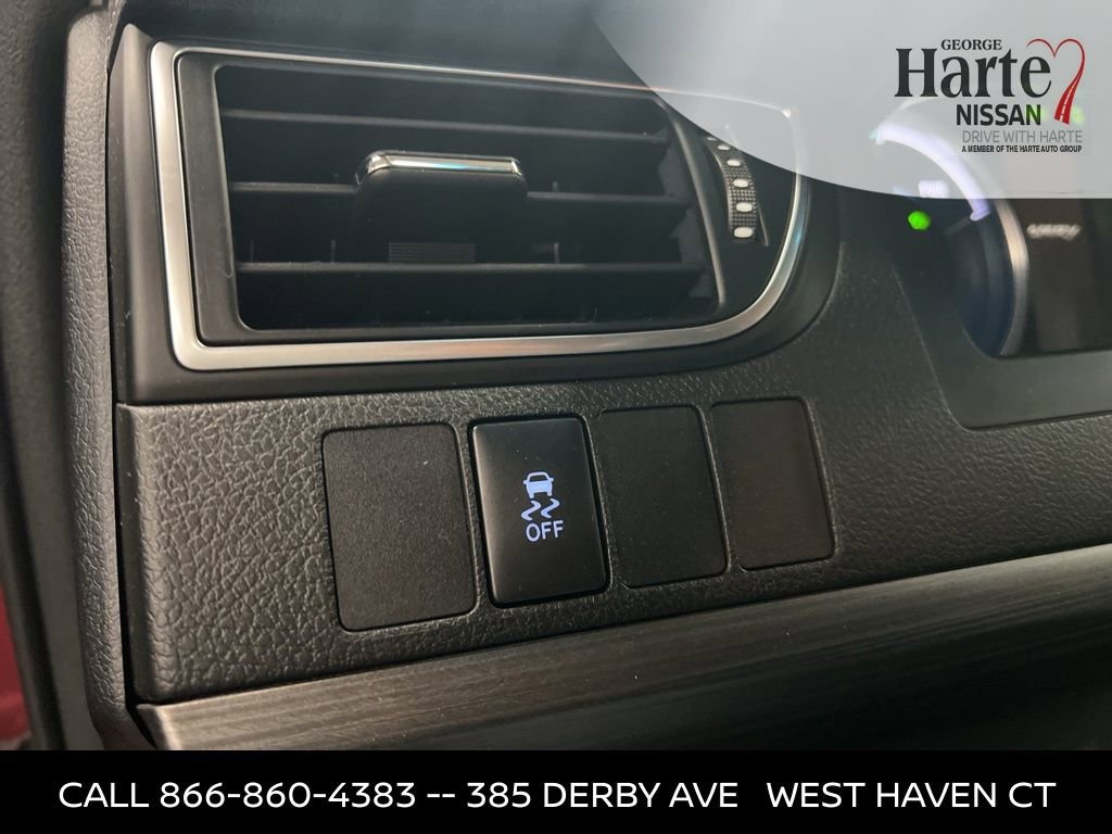 Used 2017 Toyota Camry LE image 48