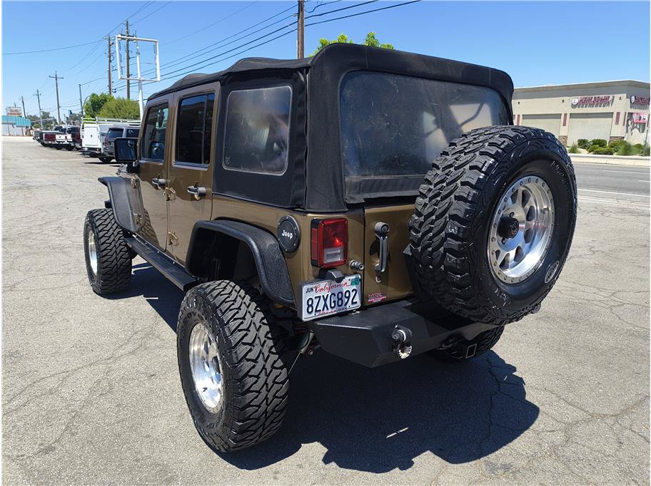 Used 2015 Jeep Wrangler Unlimited Sport w/ Quick Order Package 24S AWD/4WD image 16