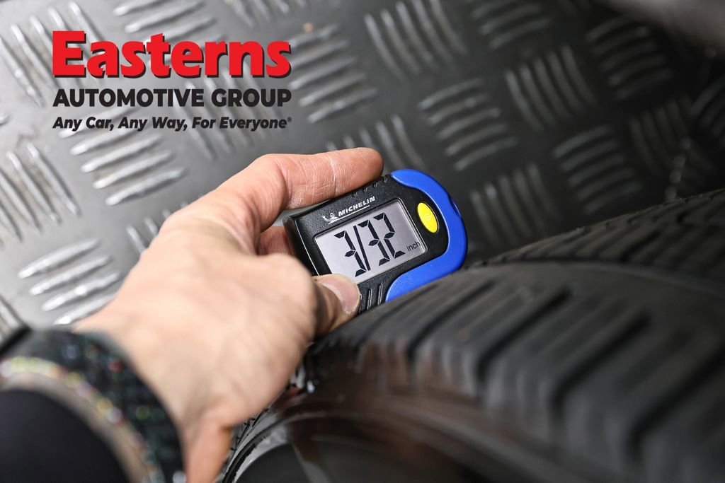 Used 2023 Dodge Challenger SXT image 27