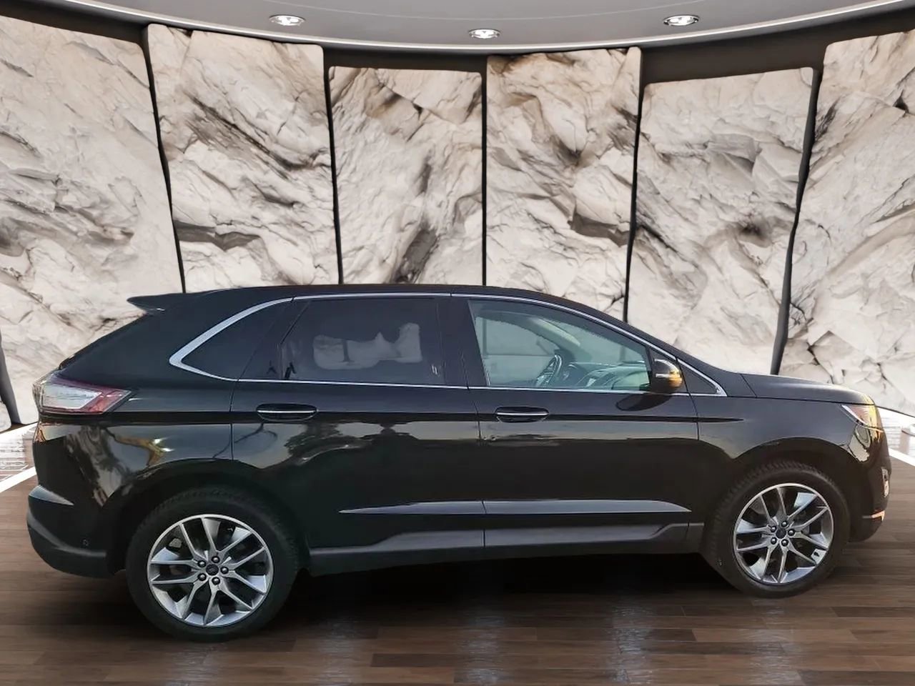 Used 2015 Ford Edge Titanium w/ Equipment Group 302A image 7