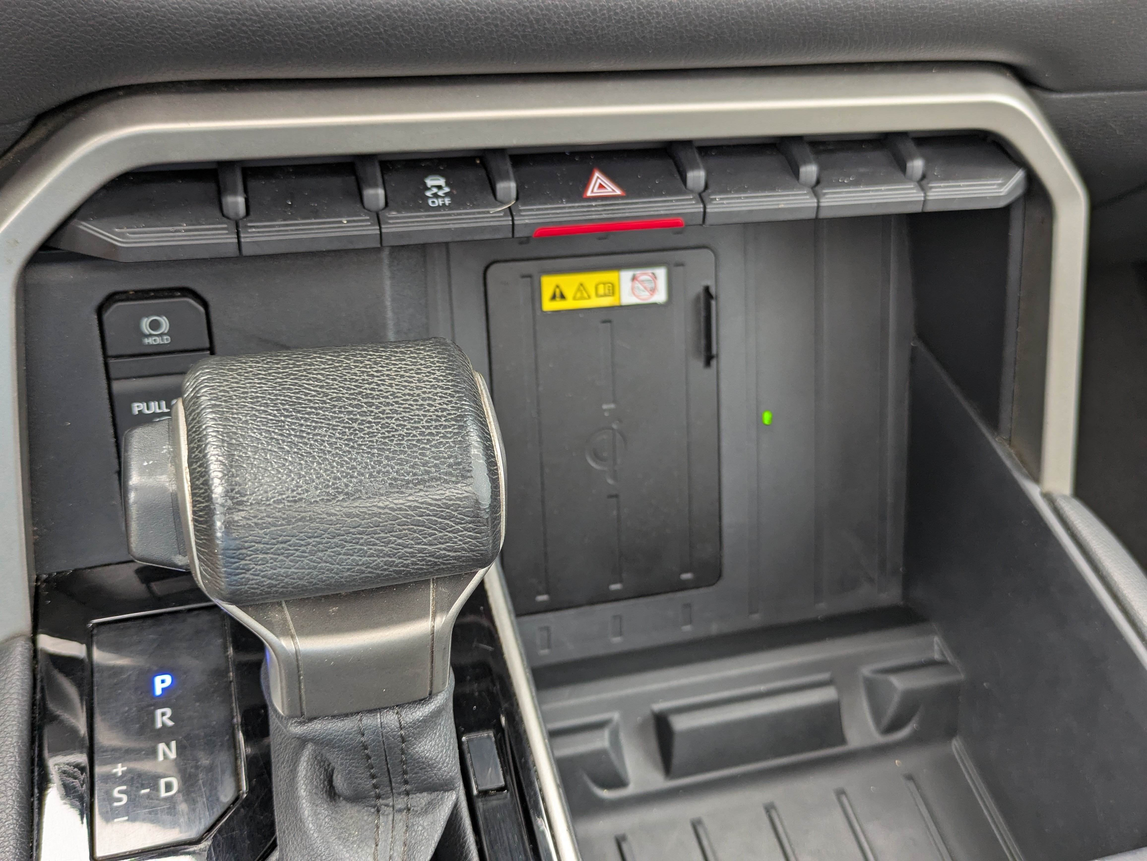 Used 2023 Toyota Tundra Limited w/ Power Package AWD/4WD image 19