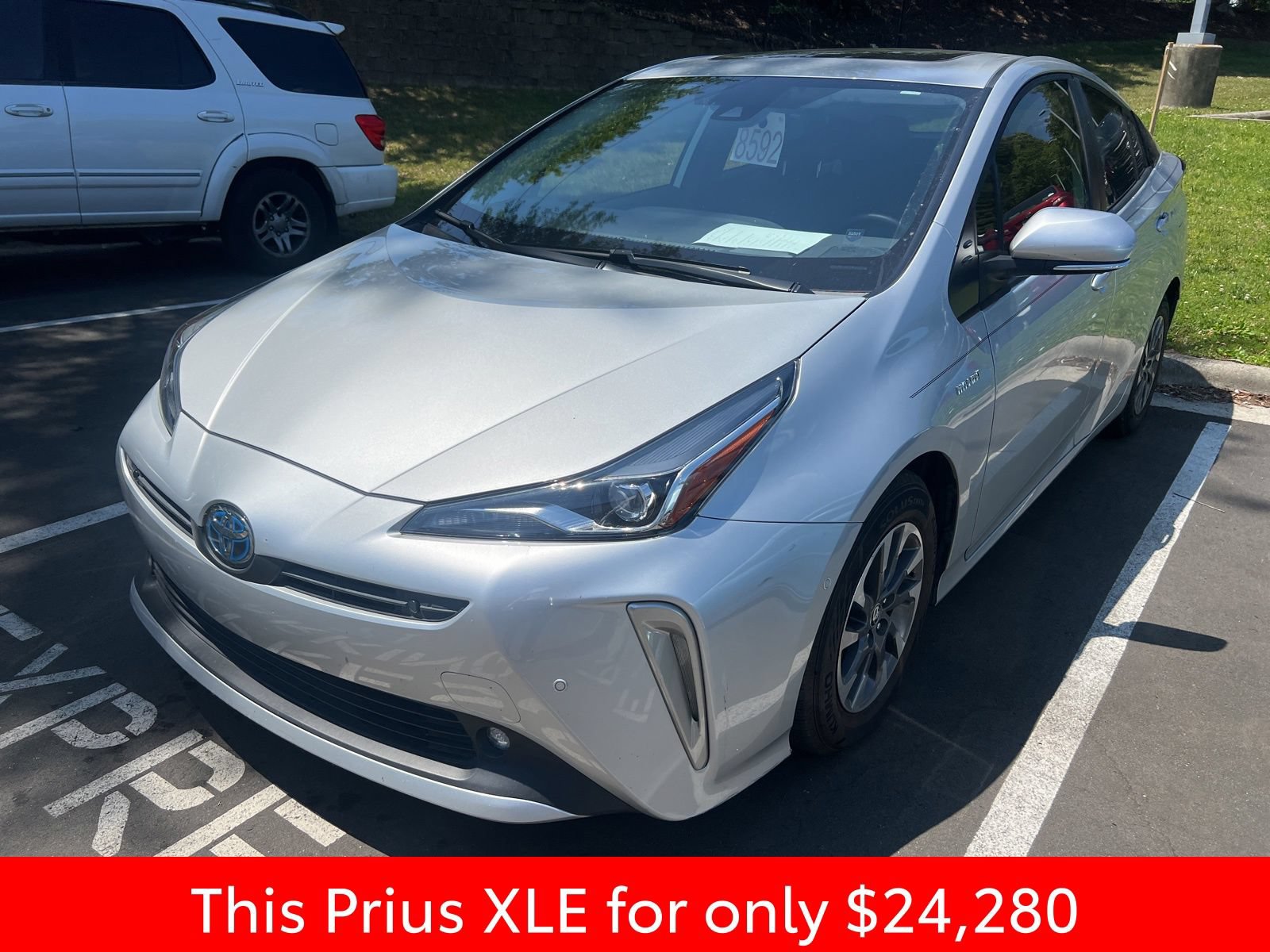 Used 2022 Toyota Prius XLE w/ Advanced Technology Package FWD image 7
