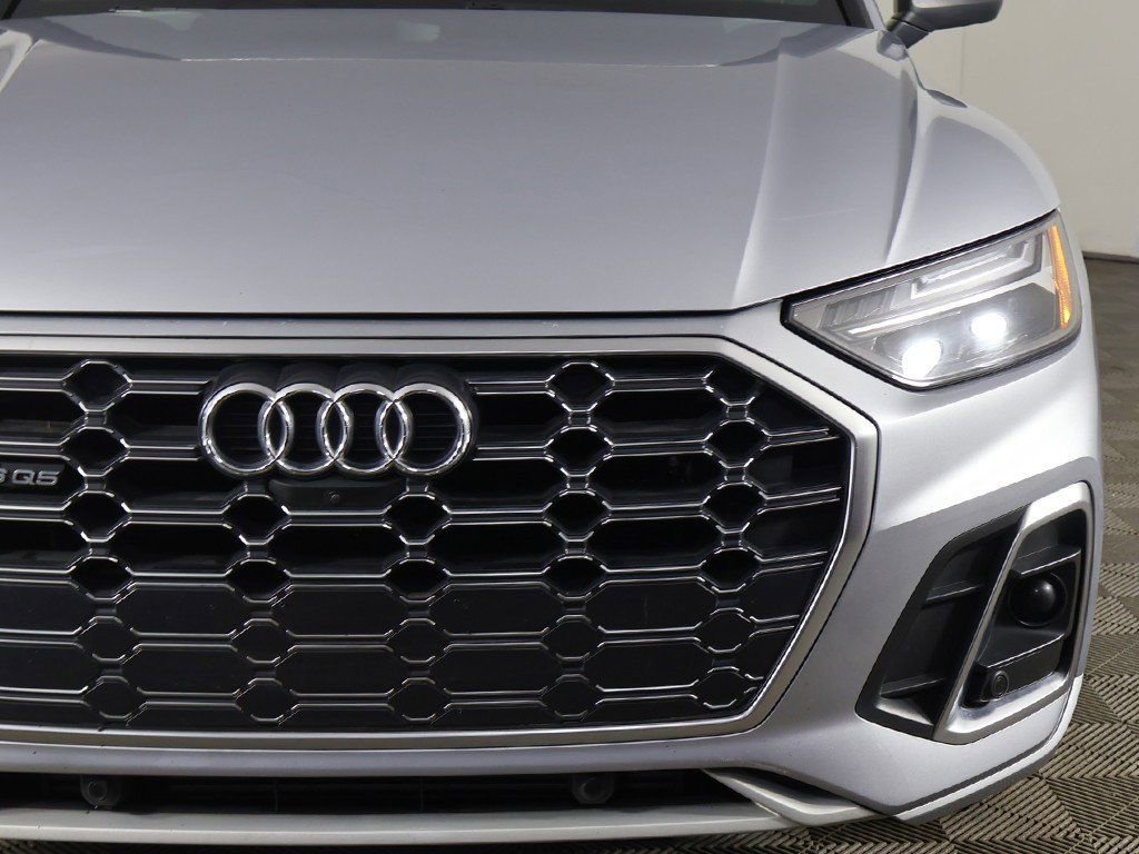 Used 2023 Audi SQ5 Premium Plus w/ Premium Plus Package image 15