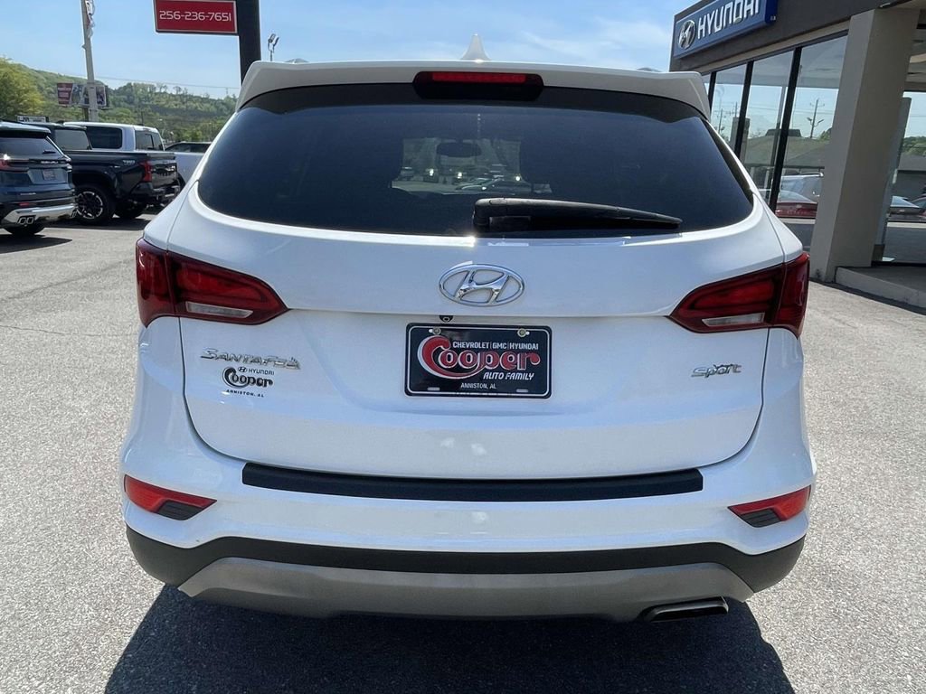 Used 2017 Hyundai Santa Fe Sport w/ 2.4L Value Package 06 FWD image 3