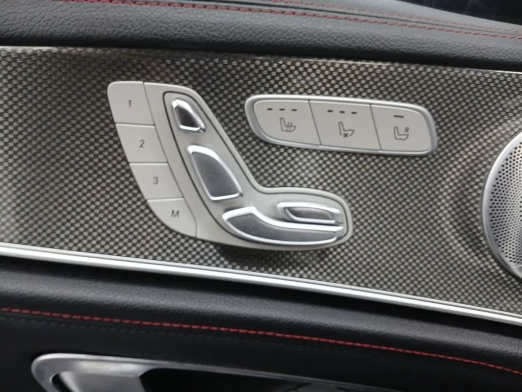 Used 2019 Mercedes-Benz E 53 AMG 4MATIC Sedan image 38