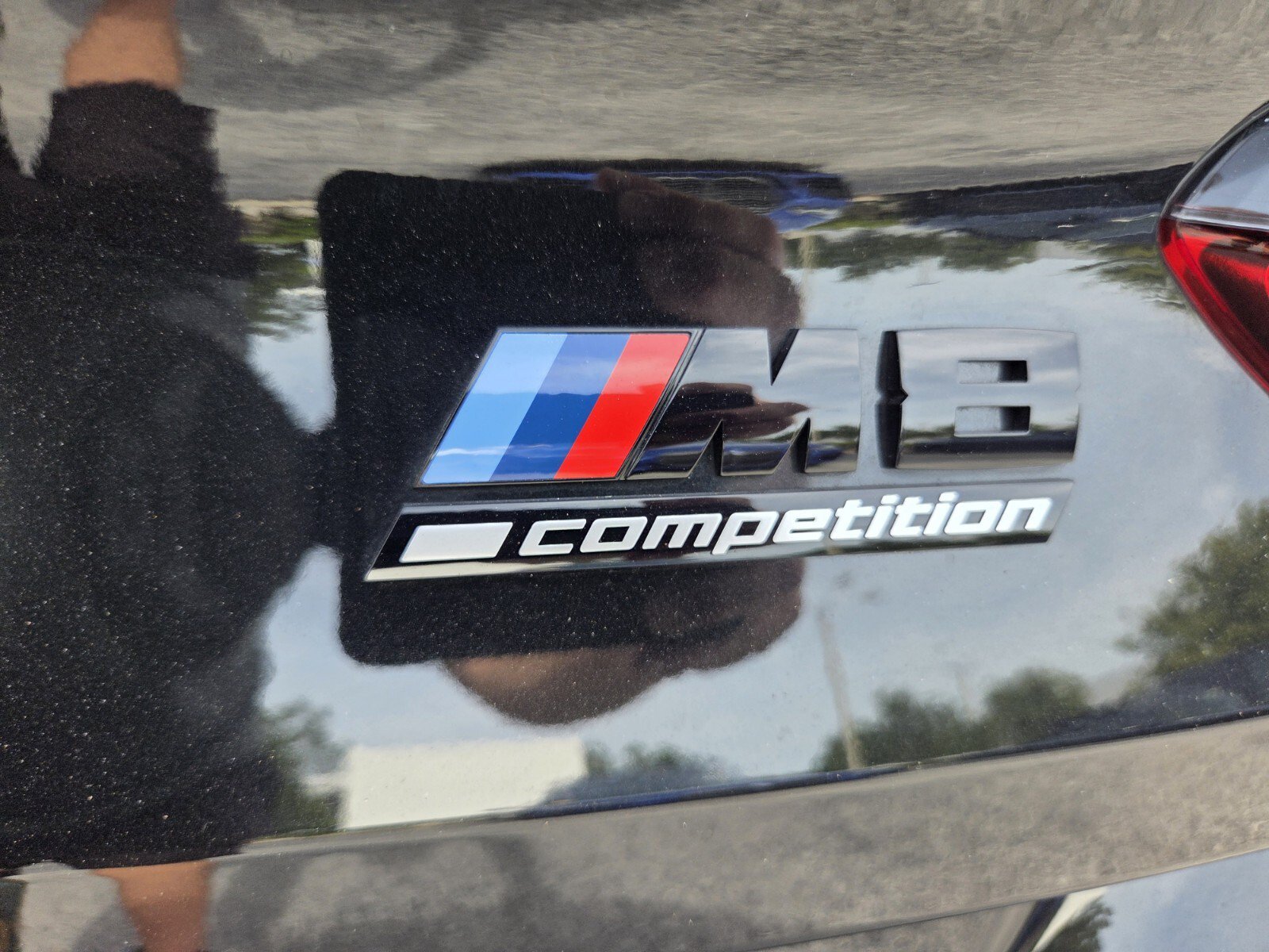 Used 2025 BMW M8 Competition w/ M Carbon Exterior Package AWD/4WD image 14